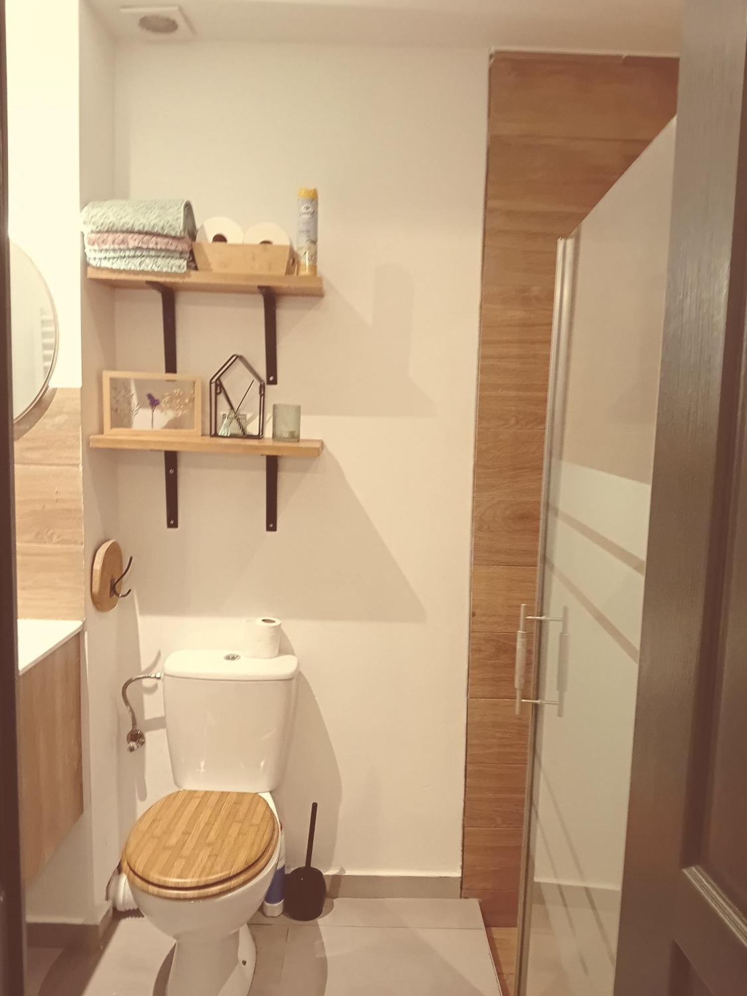 Studio Meuble 4Km Aeroport Charleroi Ngoại thất bức ảnh